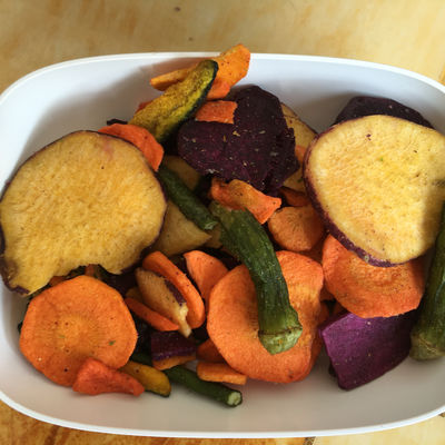 Αγορά Τα χονδρικά υγιή πρόχειρα φαγητά προμηθευτών της Κίνας ανάμιξαν ξηρό - μικτά τσιπ φρούτων φρούτων και λαχανικών τσιπ online manufacture