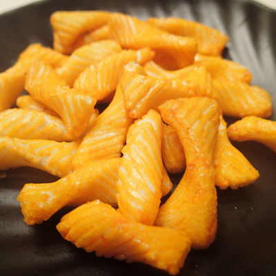 Καλή τιμή ΣΧΑΡΩΝ μίνι τριζάτες ρυζιού κροτίδες ρυζιού κρουστών ιαπωνικές πικάντικες για τους ενηλίκους σε απευθείας σύνδεση