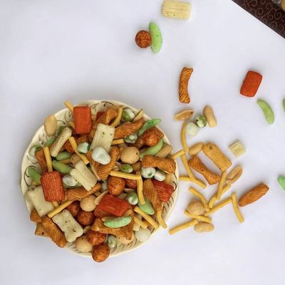 Καλή τιμή Σνακ με πικάντικα μπισκότα ρυζιού κανονική θερμοκρασία Αποθήκευση σε απευθείας σύνδεση