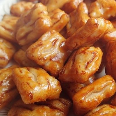 Καλή τιμή Ψημένες ασιατικές ρυζιού κροτίδες ρυζιού πρόχειρων φαγητών E160c ιαπωνικές αλμυρές σε απευθείας σύνδεση