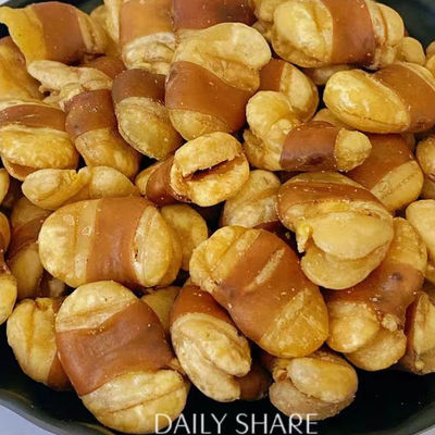 Καλή τιμή Αλμυρό τηγανητό ρύζι Κράκερς Κρυσαρό σνακ 12 μήνες διάρκεια ζωής σε απευθείας σύνδεση