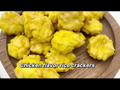 Το τριζάτο κινεζικό πικάντικο πρόχειρο φαγητό θέλει τα πρόχειρα φαγητά κροτίδων ρυζιού senbei κροτίδων ρυζιού ανάγκης